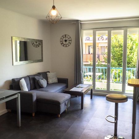 Charmant Studio Proche De Nice A 300M Des Plages Apartment Villeneuve-Loubet Bagian luar foto
